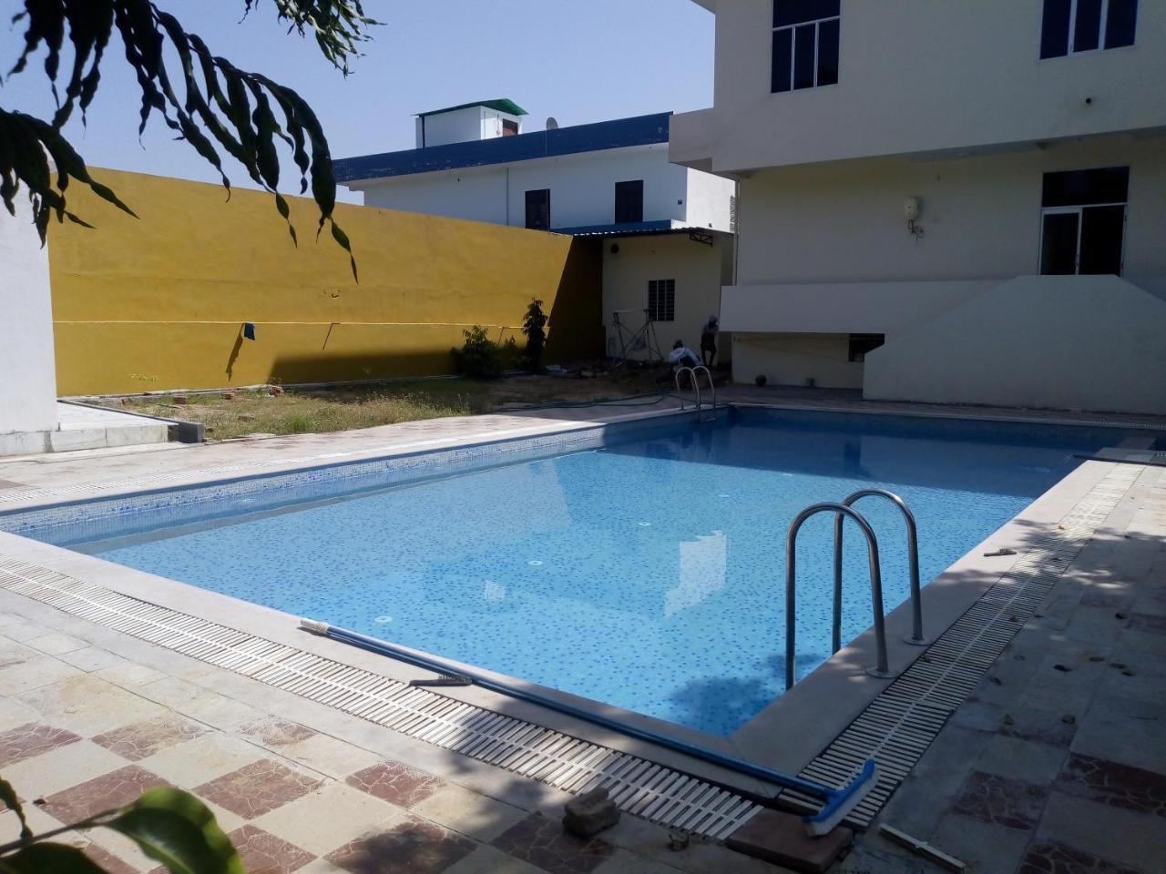 Hotel Tiger Regency Resort Савай Мадхопур Екстериор снимка