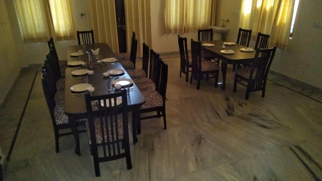 Hotel Tiger Regency Resort Савай Мадхопур Екстериор снимка
